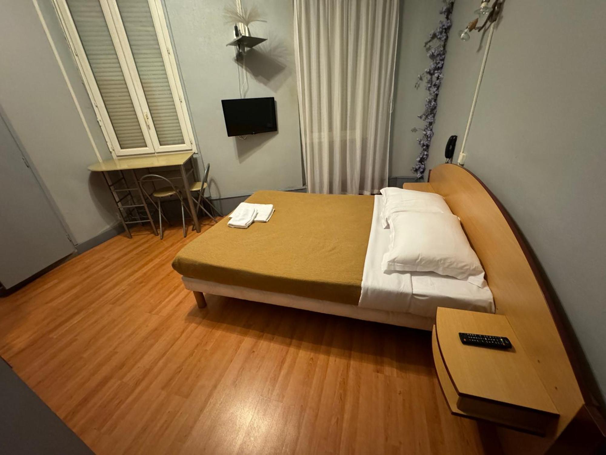 Le Terminus D'Albi Hotel ภายนอก รูปภาพ