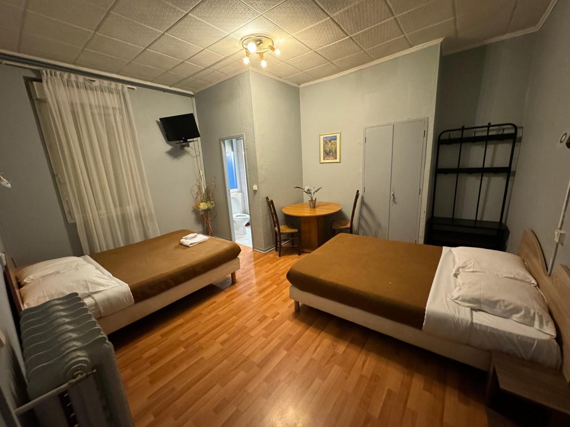 Le Terminus D'Albi Hotel ภายนอก รูปภาพ